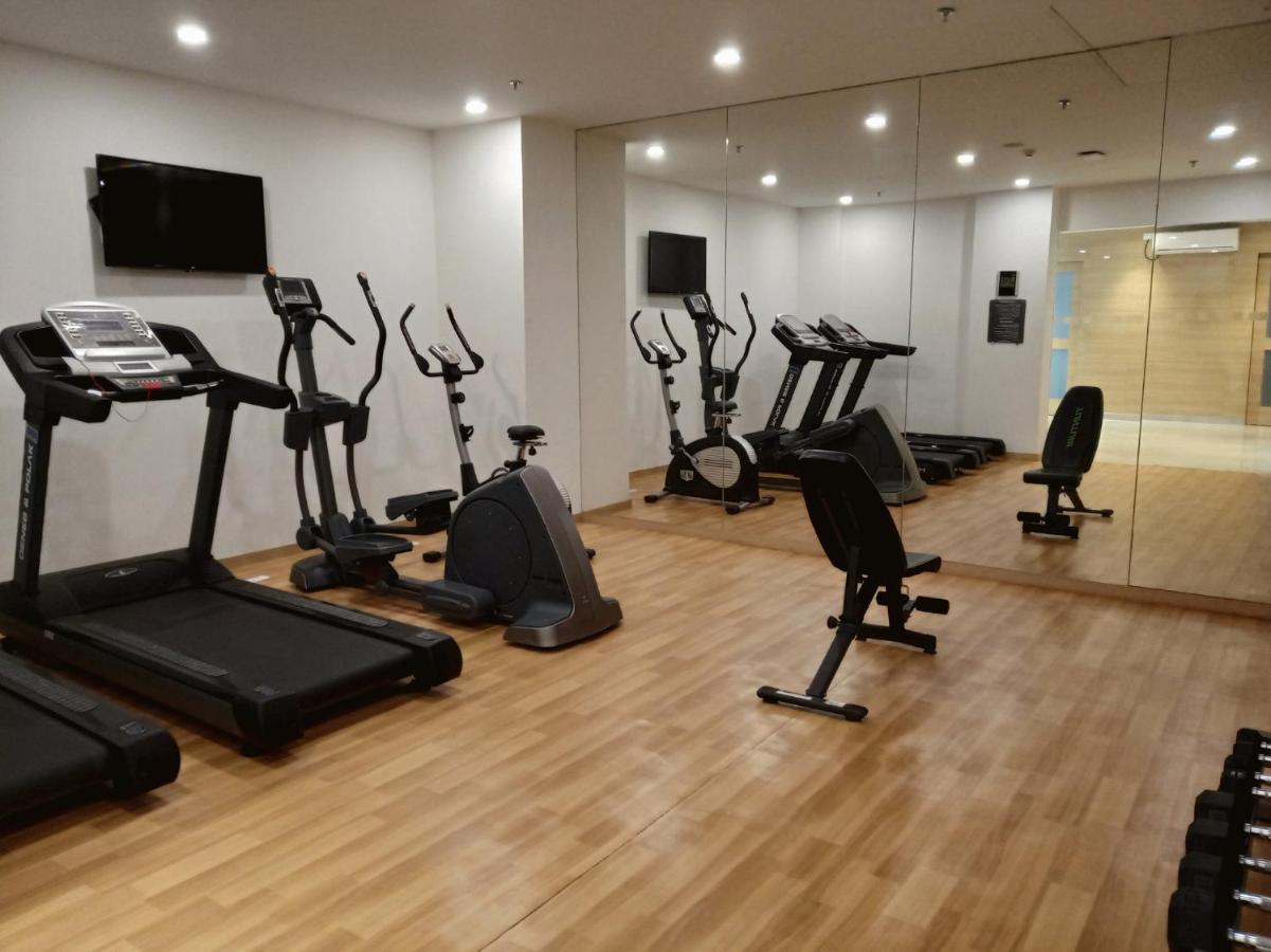 辛杰瓦迪浦那智选假日酒店 Pimpri-Chinchwad 外观 照片