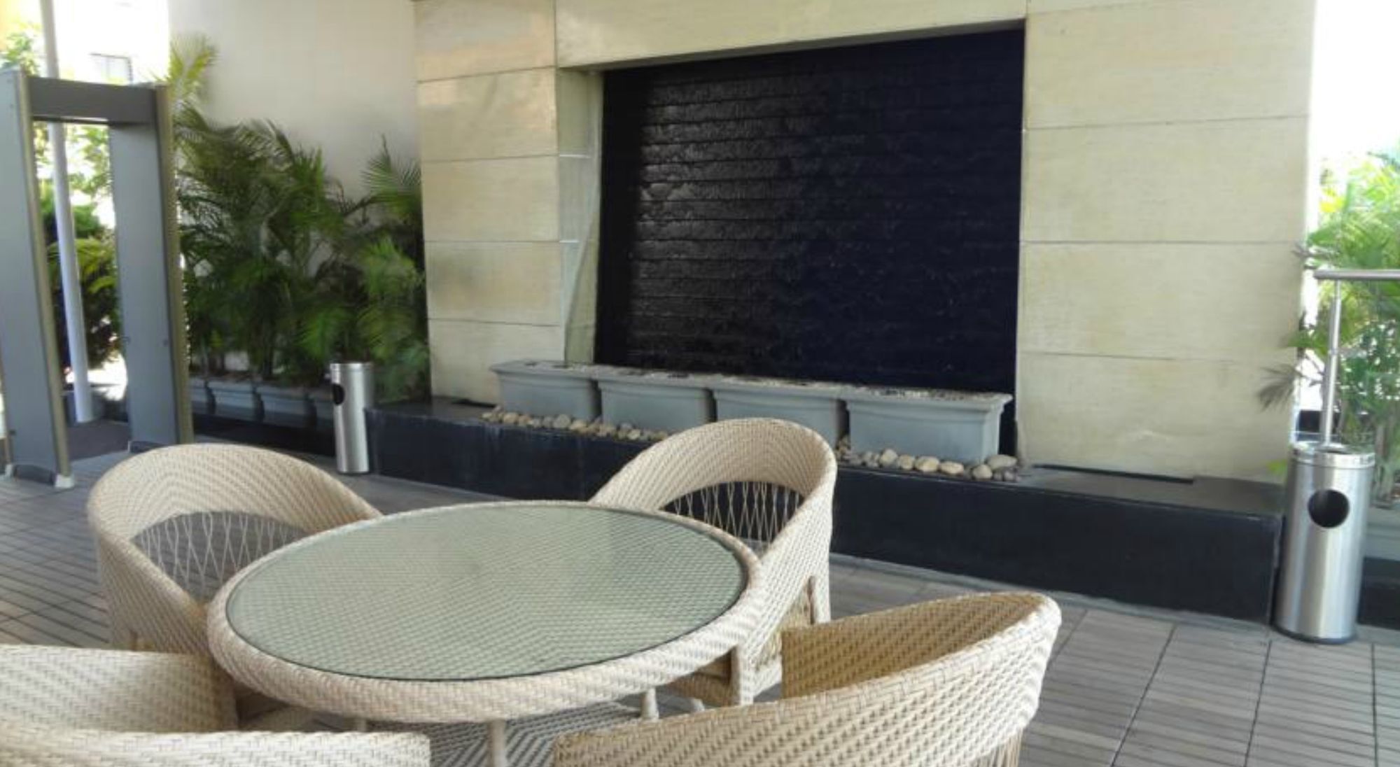 辛杰瓦迪浦那智选假日酒店 Pimpri-Chinchwad 外观 照片